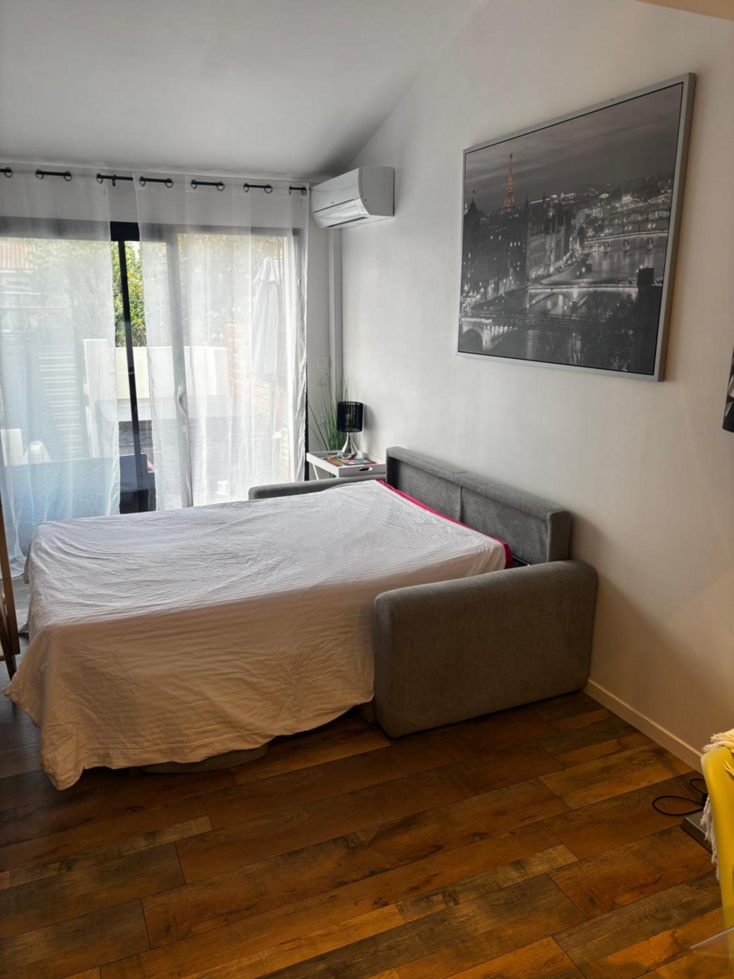 Logement Du Sud Avec Jacuzzi ซอมมิแยร์ ภายนอก รูปภาพ